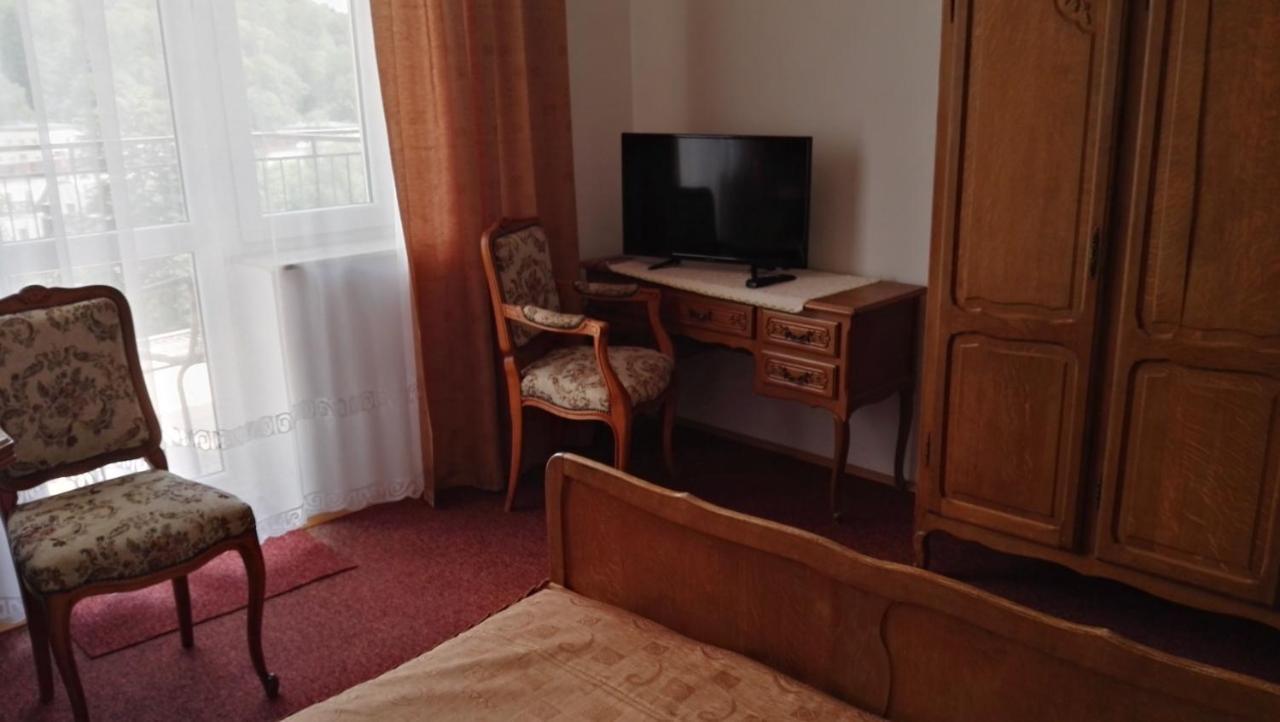 Bed and Breakfast Domy Wczasowe Tryumfy à Krynica-Zdrój Extérieur photo