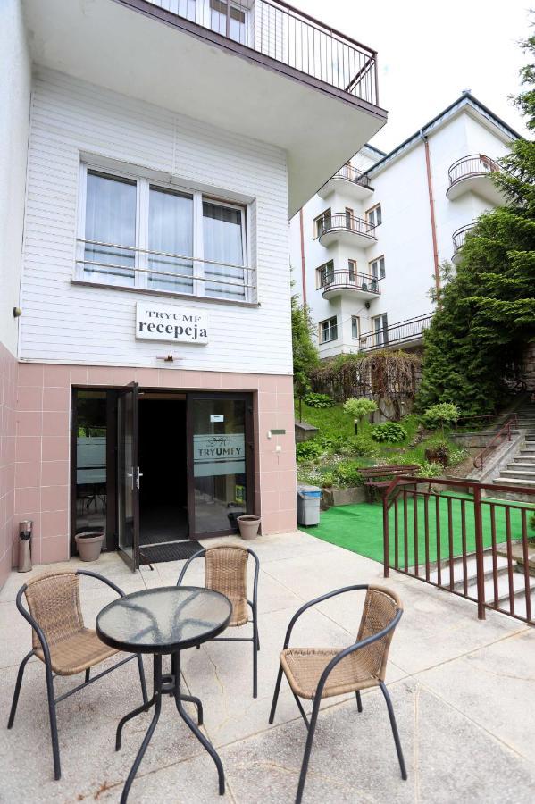 Bed and Breakfast Domy Wczasowe Tryumfy à Krynica-Zdrój Extérieur photo