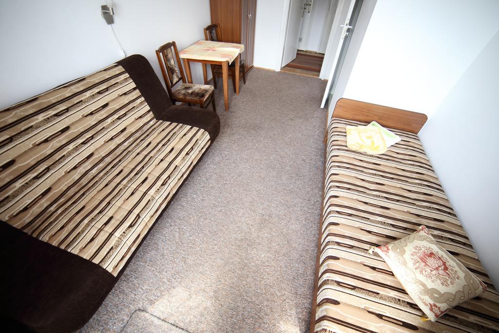Bed and Breakfast Domy Wczasowe Tryumfy à Krynica-Zdrój Chambre photo