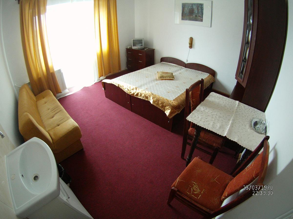 Bed and Breakfast Domy Wczasowe Tryumfy à Krynica-Zdrój Extérieur photo